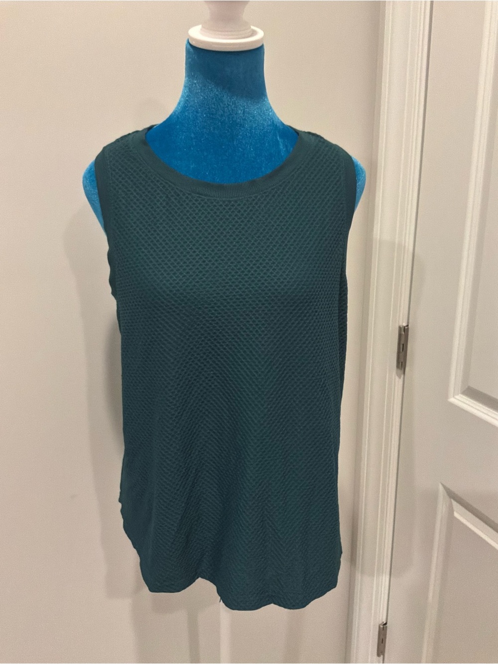 CALIA by Carrie Underwood Textured Sleeveless Tank - Teal Green